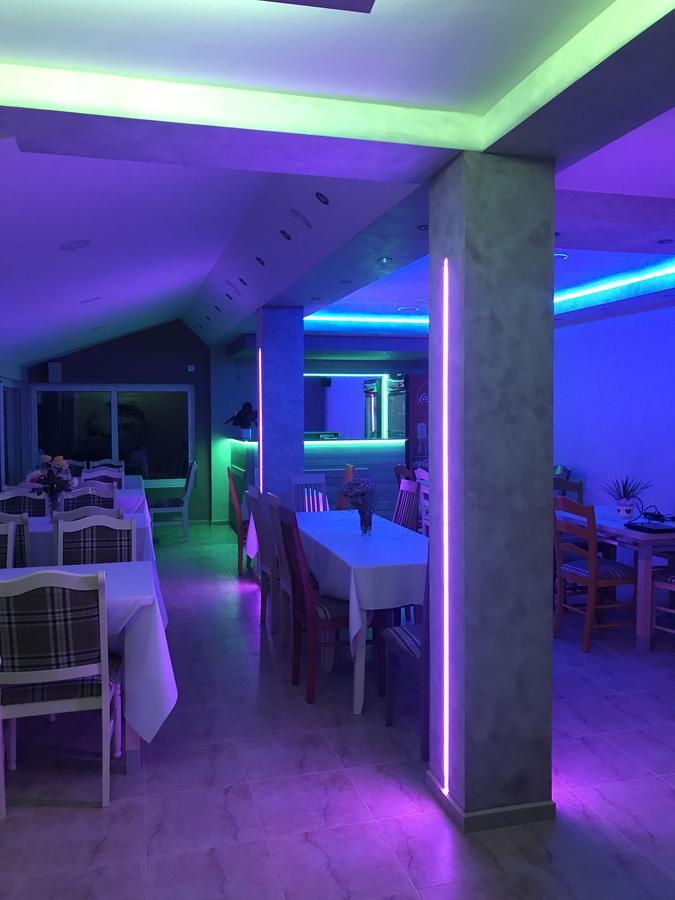 Guesthouse Rebel Deliblato Exterior photo